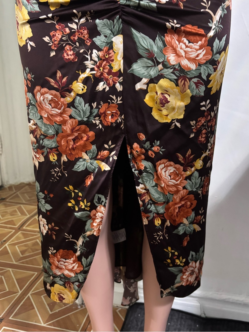 VERONICA BEARD Women’s Pixie Floral Ruched Silk Midi Skirt - Picture 8 of 16
